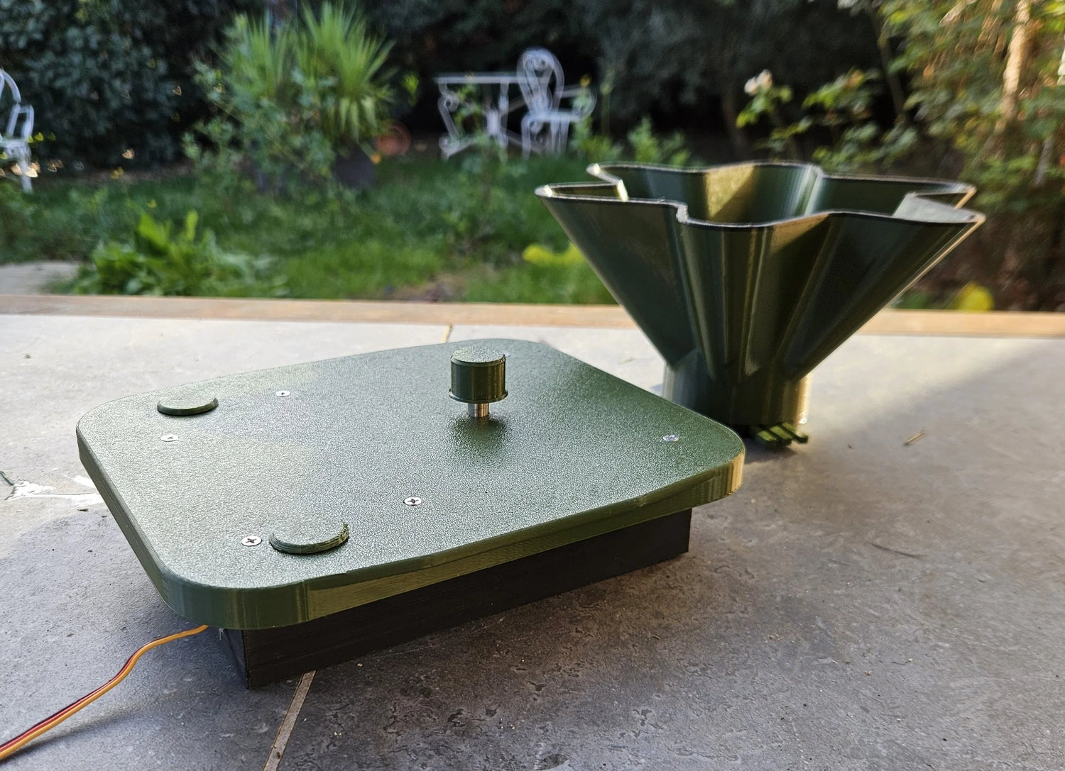 Disperseur mécanique pour monocoque