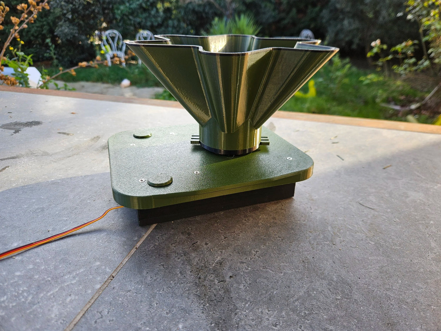 Disperseur mécanique pour monocoque